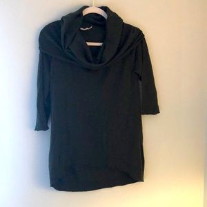 Cashmere blend dark green sweater